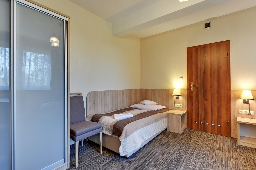 Bed and breakfast Abak 2*